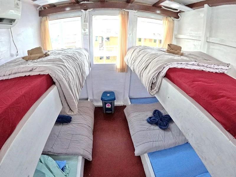Gresik — Share Cabin (4 bunks) – King Cirox 2 Phinisi